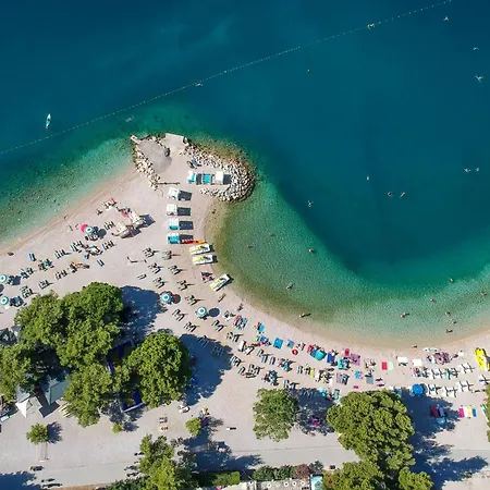 30m Vom Entfernt- Mit Gemeinschaftspool By Interhome شقة *