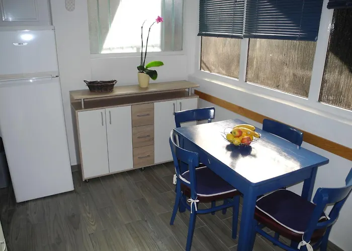 30m Vom Entfernt- Mit Gemeinschaftspool By Interhome