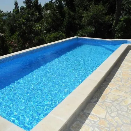 30m Vom Entfernt- Mit Gemeinschaftspool By Interhome דירה קריקווניצה