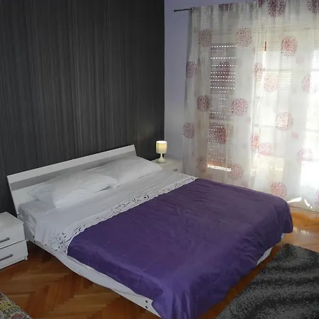 30m Vom Entfernt- Mit Gemeinschaftspool By Interhome * Crikvenica