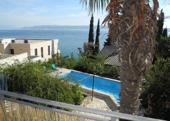30m Vom Entfernt- Mit Gemeinschaftspool By Interhome Apartment Crikvenica