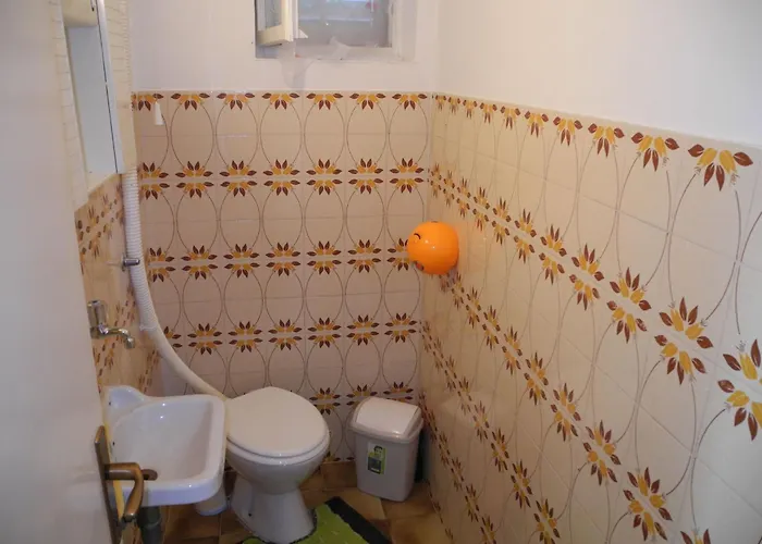 30m Vom Entfernt- Mit Gemeinschaftspool By Interhome דירה קריקווניצה